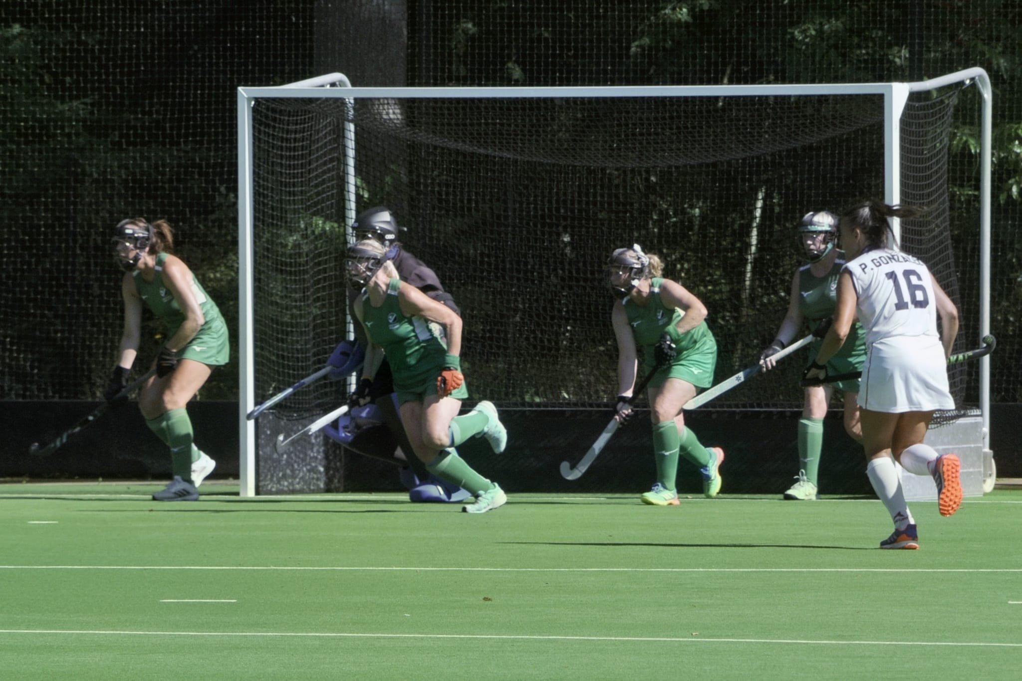 Ireland defend their goal at the World Cup 2026
